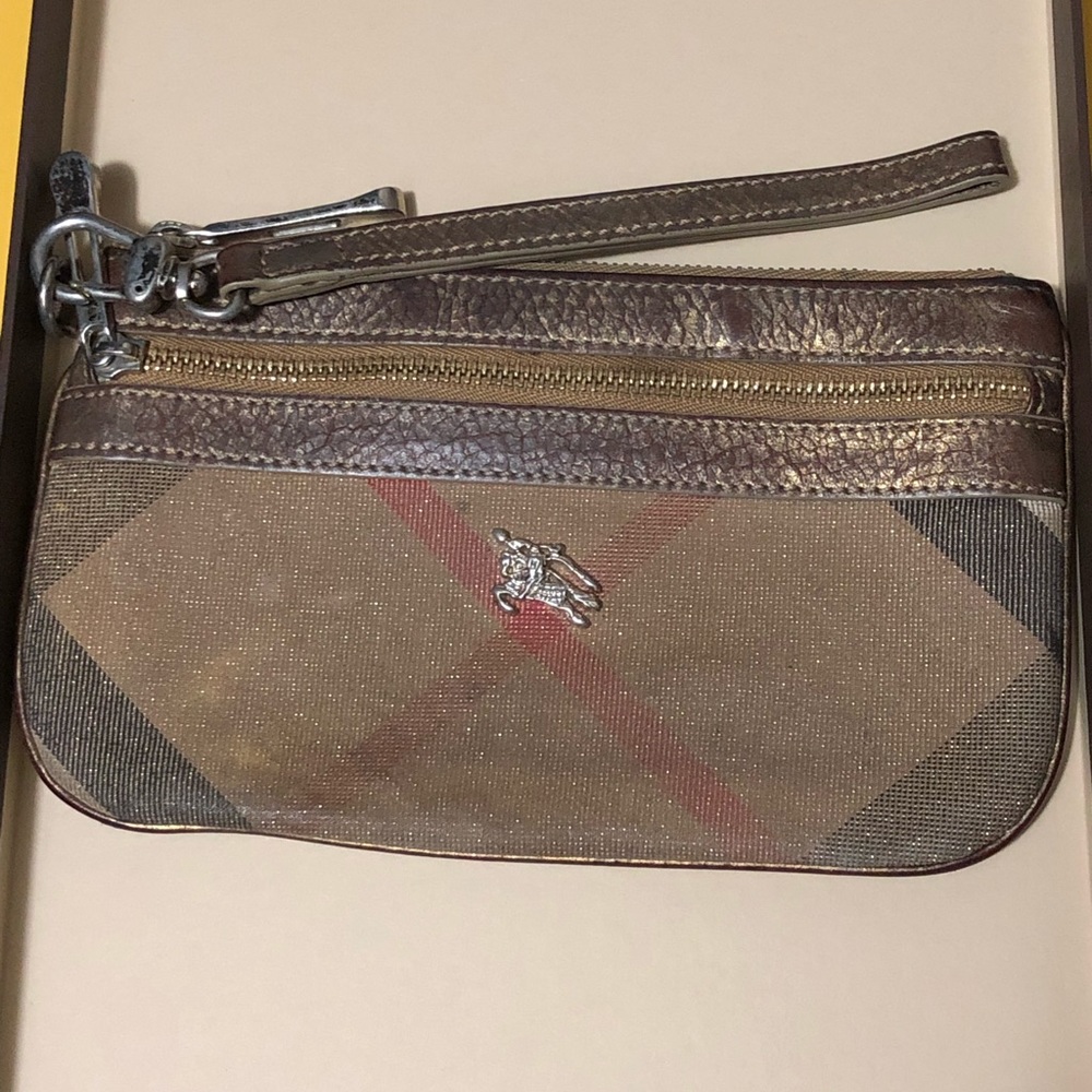 Burberry shimmery house check wristlet